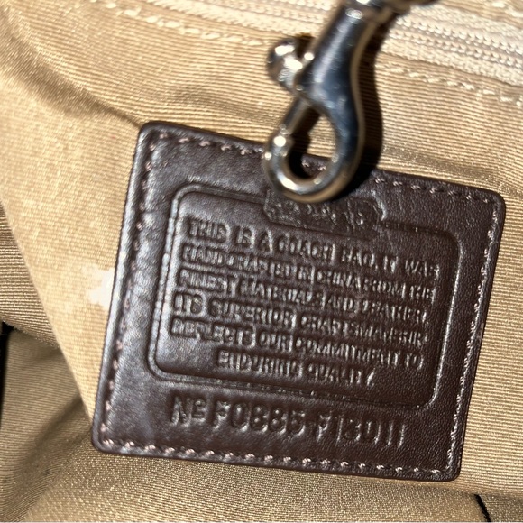 Coach EUC Park Signature Hobo bag and matching wallet - Picture 2 of 9